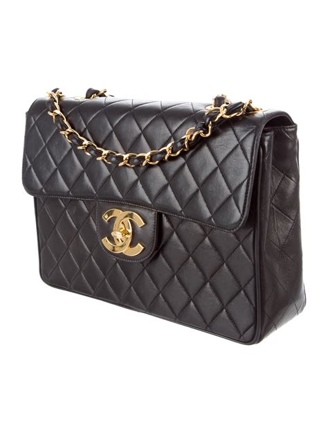 Chanel classic flap jumbo